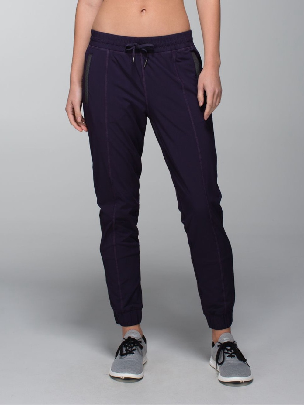 Lululemon Track to Reality Pant II Black Grape - Size 2 - EUC